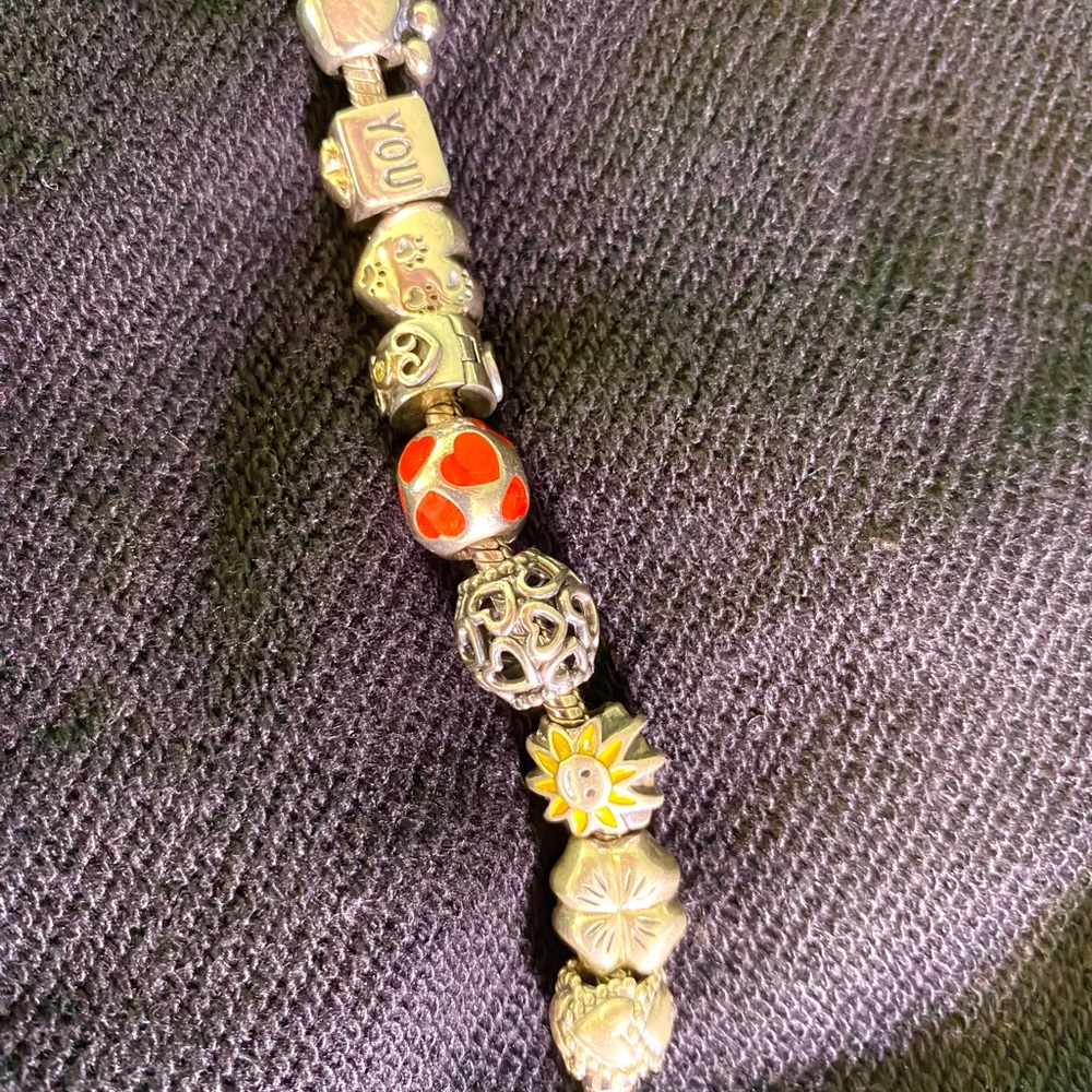 Pandora Authentic Bracelet With 15 Beads - Picture 4 of 11